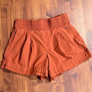 CALIA by Carrie Underwood High Waist Rust Shorts